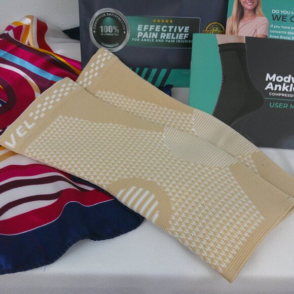 NIB Modvel Foot & Ankle Brace Socks - Picture 2 of 13